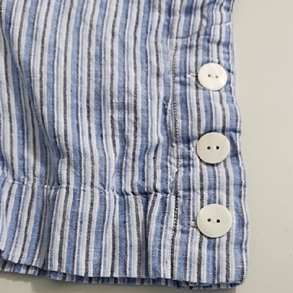 Casual Lagenlook Denim Blue Striped Linen Cropped Pants with Button Accents - Picture 6 of 11